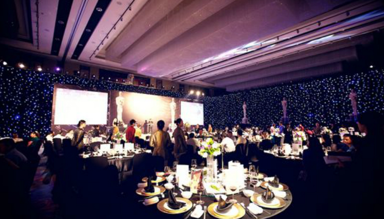 2015希尔顿周年庆暨答(dá)谢会